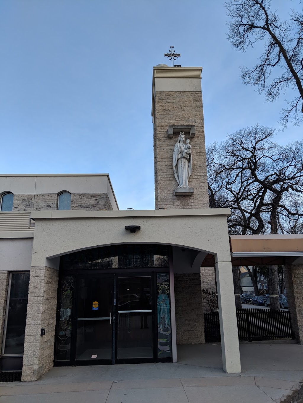 Holy Rosary Church | 510 River Ave, Winnipeg, MB R3L 0E1, Canada | Phone: (204) 284-5140