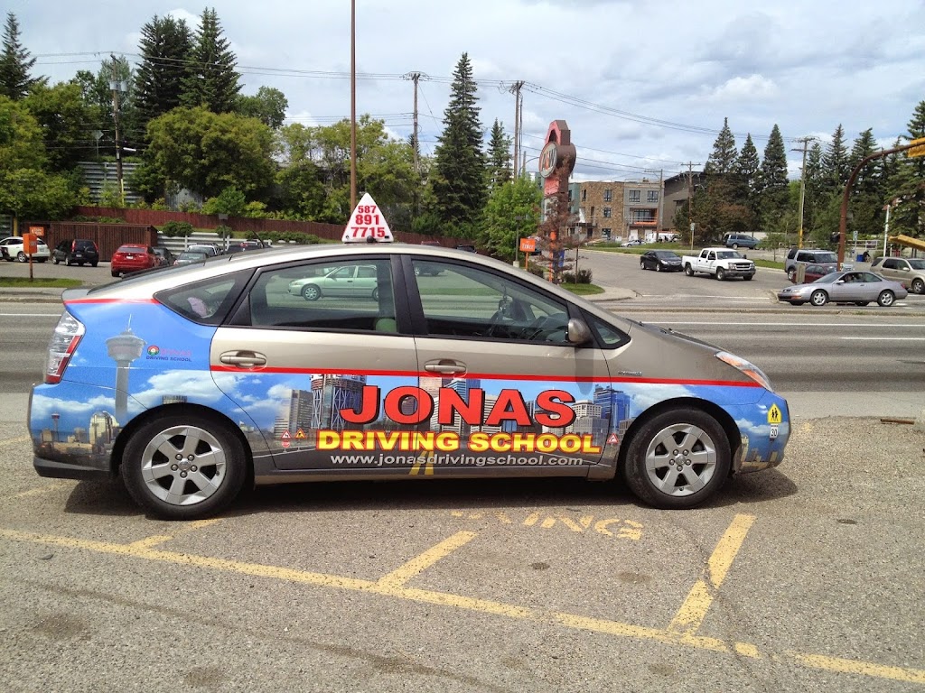 Jonas Truck and Auto Driving School | 4116 50 Ave SE, Calgary, AB T2B 2T7, Canada | Phone: (587) 891-7715