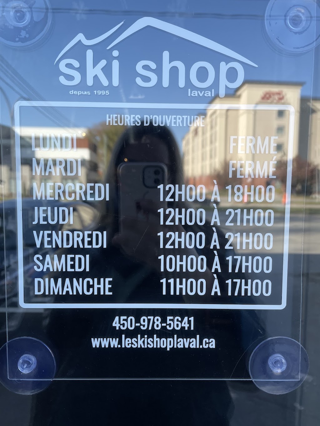 Ski Shop Laval | 1916 Bd du Curé-Labelle, Laval, QC H7T 1L3, Canada | Phone: (450) 978-5641