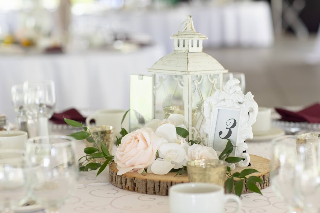 Joani Wedding Decor | 83 Huntington Ln, St. Catharines, ON L2S 3R5, Canada | Phone: (905) 325-9055