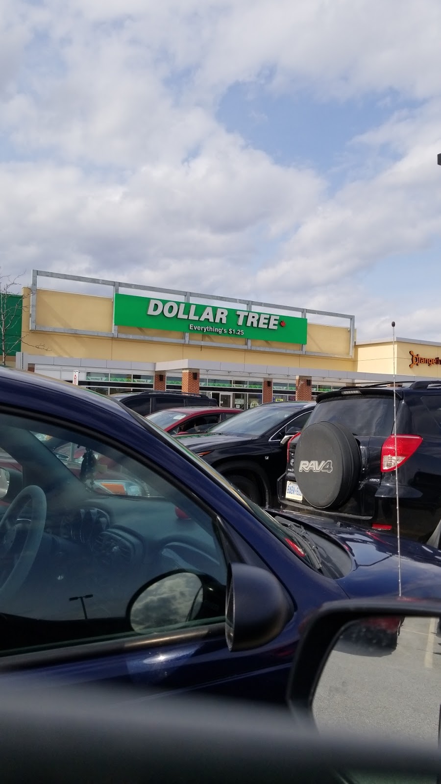 Dollar Tree | 5703 Hazeldean Rd #1, Stittsville, ON K2S 0P6, Canada | Phone: (613) 836-0060