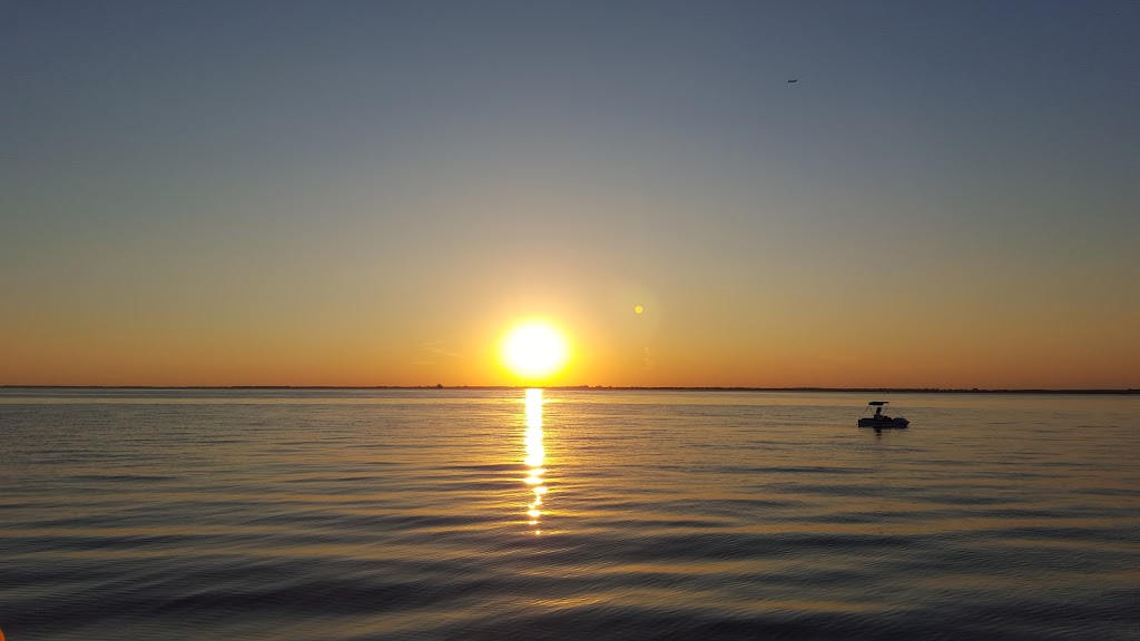 Hungry Bay | Le Fleuve Saint-Laurent, Saint-Stanislas-de-Kostka, QC, Canada