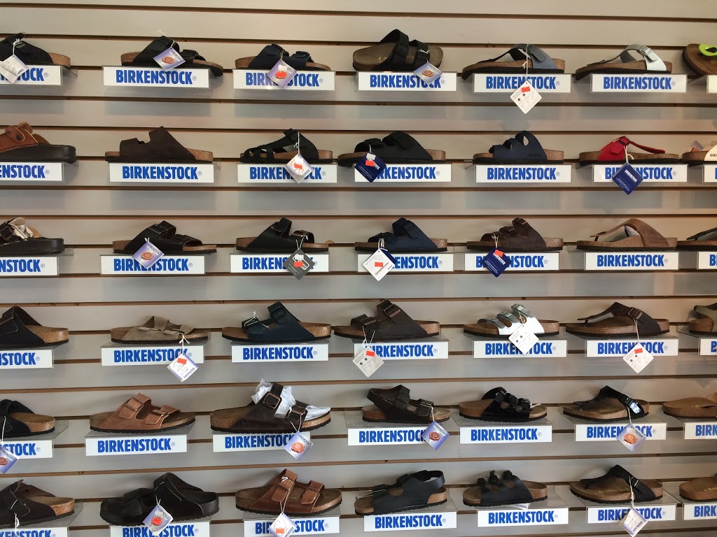 Varsity Shoe Repair | 4624 Varsity Dr NW, Calgary, AB T3A 2L9, Canada | Phone: (403) 286-1114