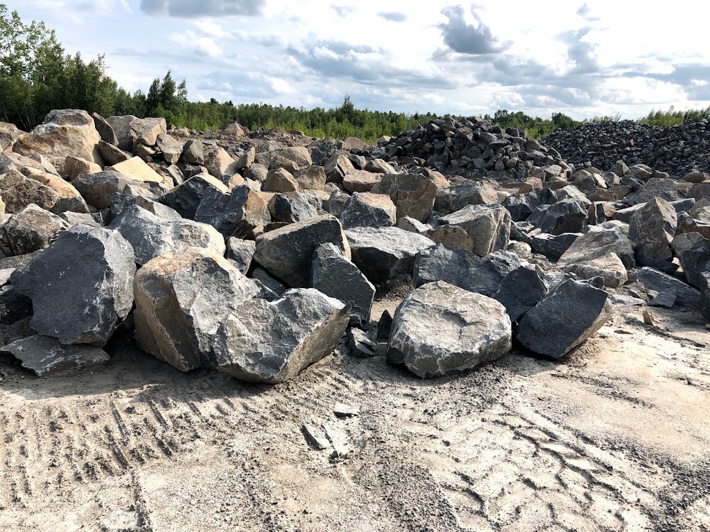 Sablière Bernard Lessard Excavation Inc | 2600 Rang Waterloo, Sainte-Angèle-de-Prémont, QC J0K 1R0, Canada | Phone: (819) 268-5483