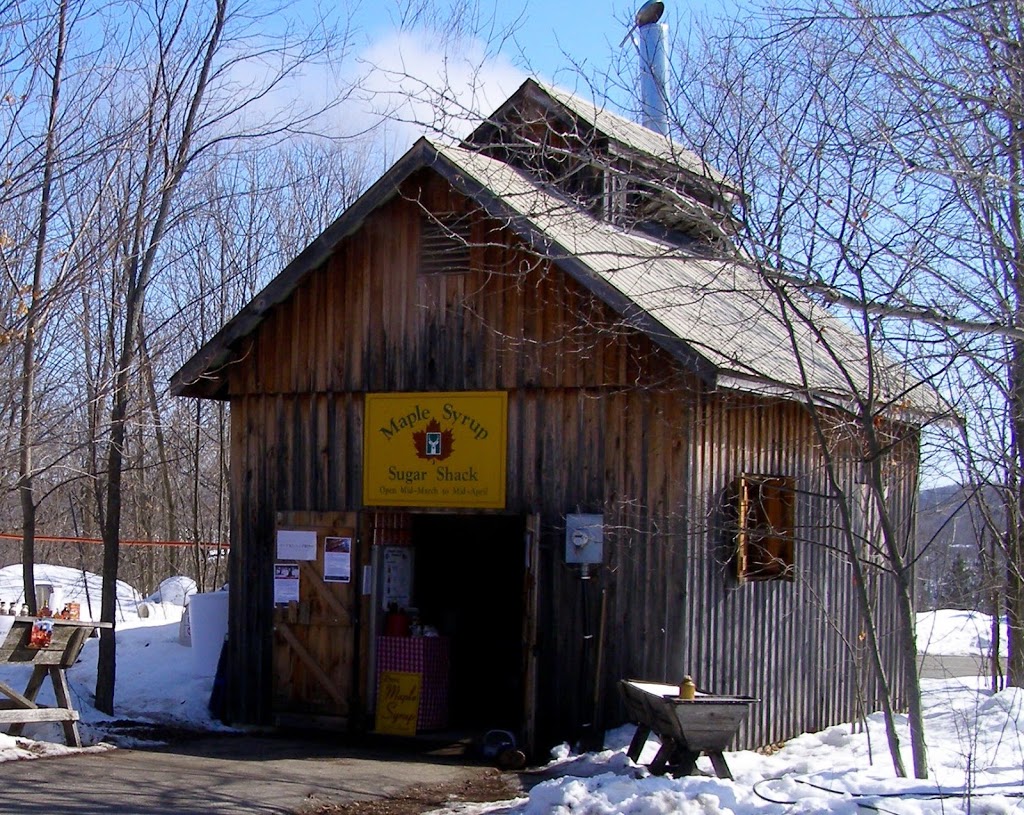 Sweet Muskoka Maple Syrup | 101 Deerhurst Highlands Dr, Huntsville, ON P1H 2E8, Canada | Phone: (705) 789-9098