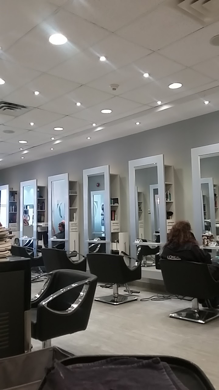 Coiffure ColorTown | 2812 Bd Saint-Charles, Kirkland, QC H9H 3B6, Canada | Phone: (514) 505-4606