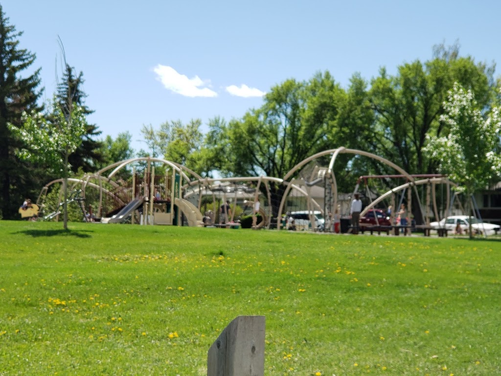 Victory Park Playground | 2316 7 St NE, Calgary, AB T2E 4C9, Canada | Phone: (403) 268-2489