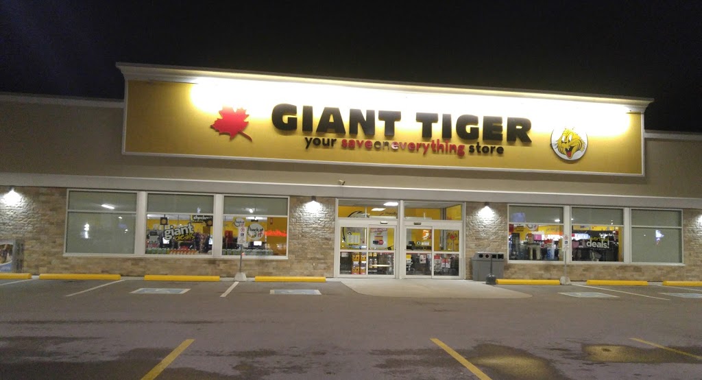 Giant Tiger | 936 Edward St N, Prescott, ON K0E 1T0, Canada | Phone: (613) 925-4615