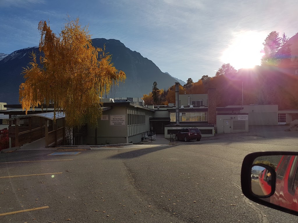 Lillooet Hospital & Health Centre | 951 Murray St, Lillooet, BC V0K 1V0, Canada | Phone: (250) 256-4233