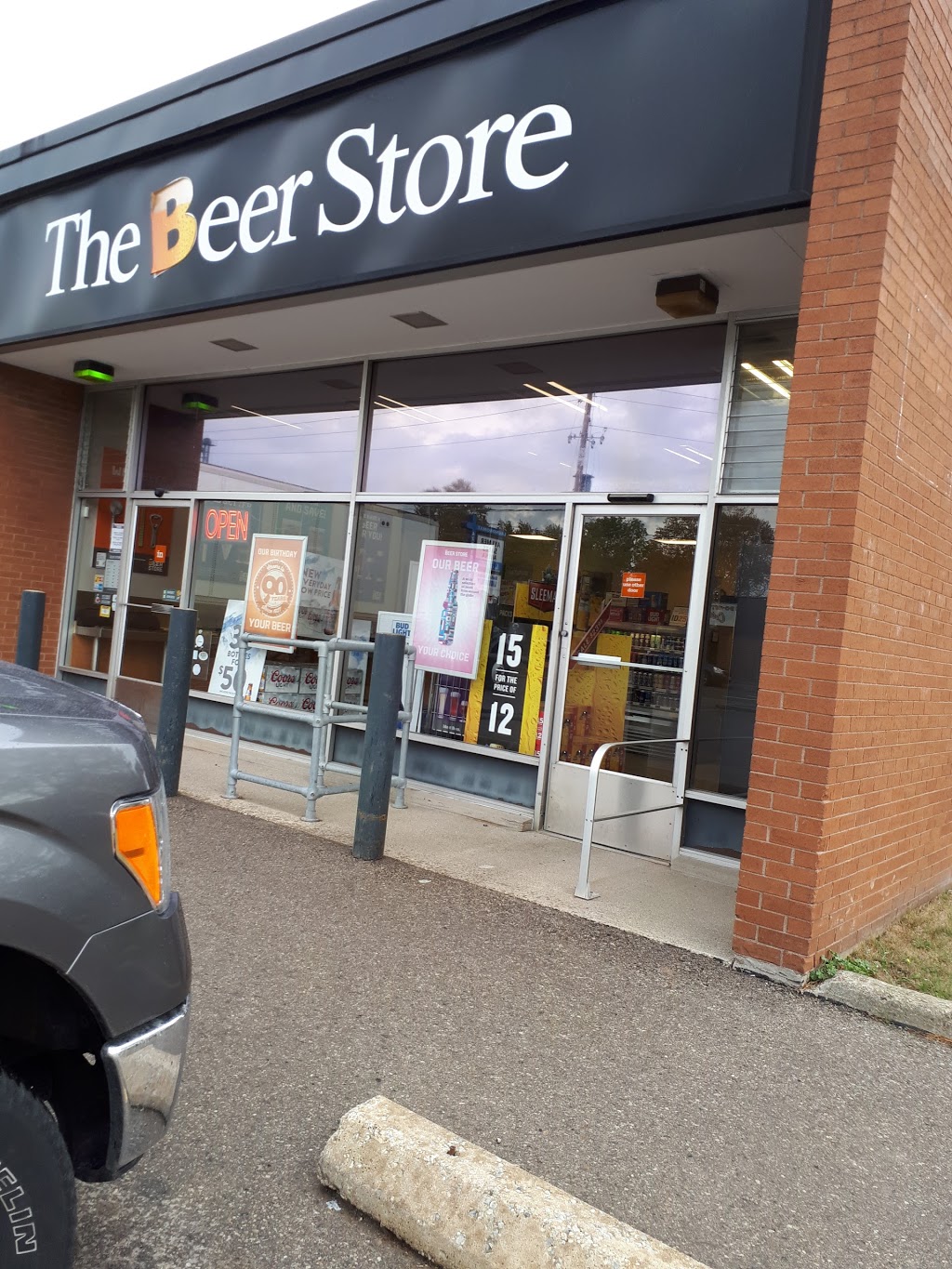 Beer Store | 371 John St N, Aylmer, ON N5H 2B6, Canada | Phone: (519) 773-2161