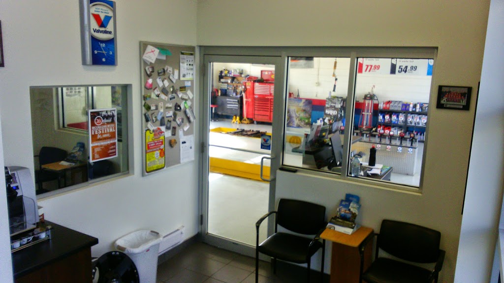 Valvoline Express Care | 269 Talbot St N, Essex, ON N8M 2E2, Canada | Phone: (519) 776-4949