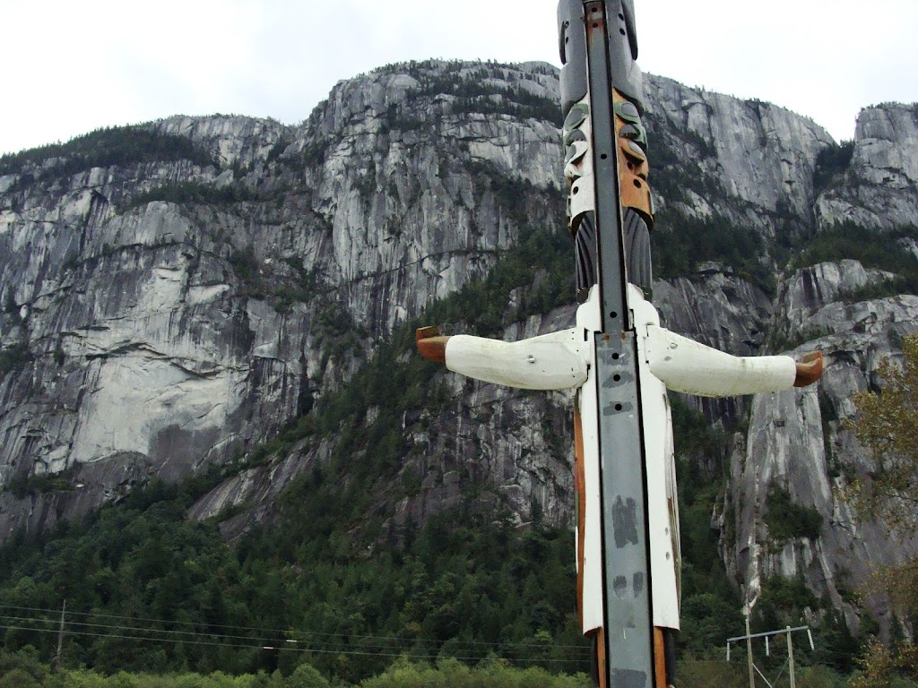 Squamish Nation Totem Hall | 1380 Stawamus Rd, Squamish, BC V8B 0B5, Canada | Phone: (604) 892-5166