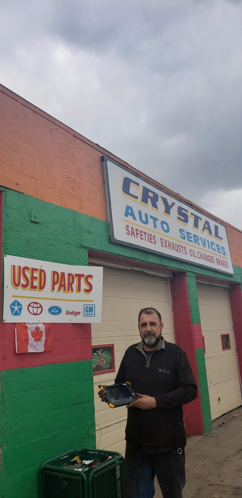 Crystal Auto Sales | 3496 Sandwich St, Windsor, ON N9C 1B3, Canada | Phone: (519) 946-0734