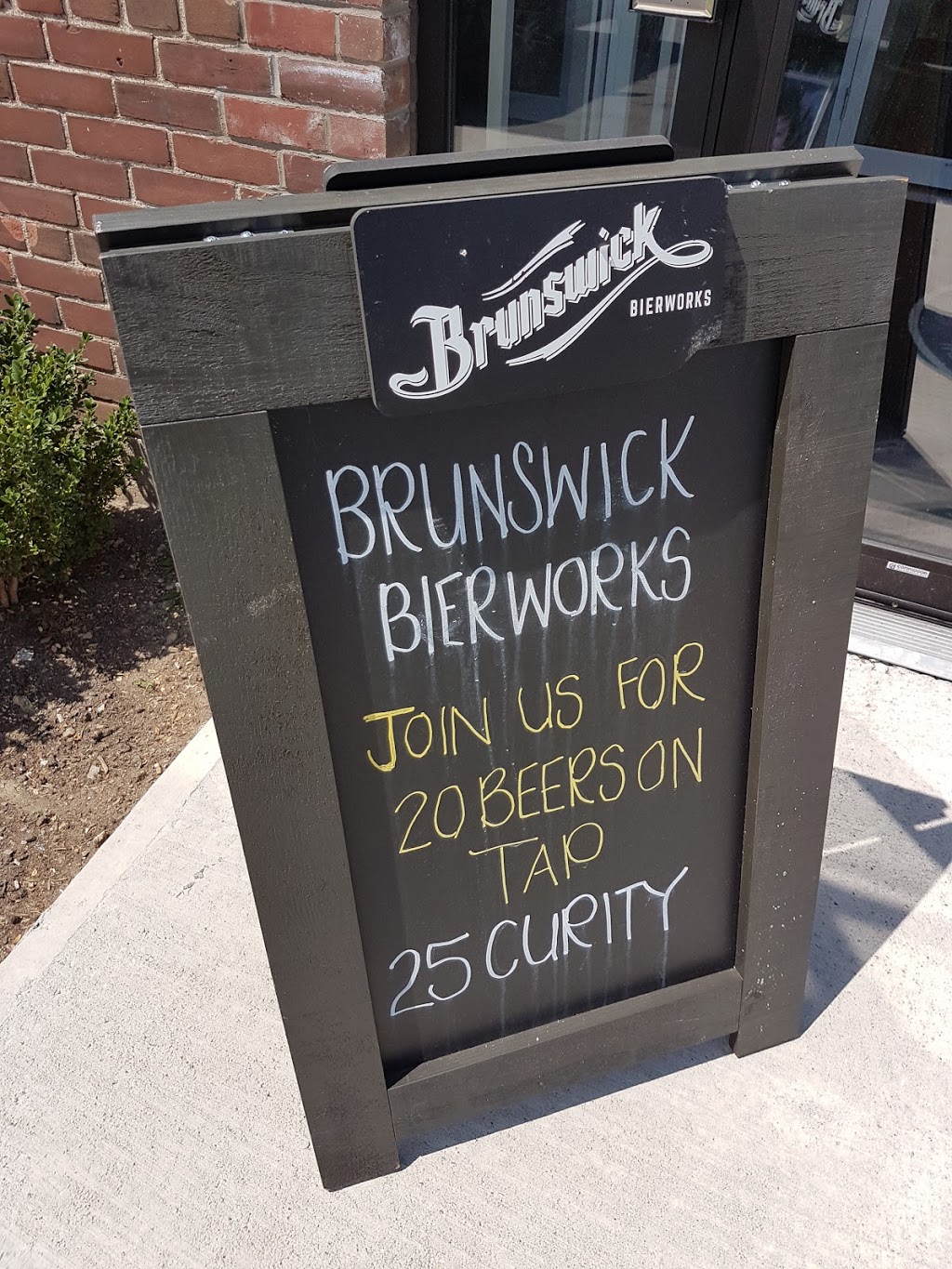 Brunswick Bierworks | 25 Curity Ave, East York, ON M4B 0A2, Canada | Phone: (416) 285-1269