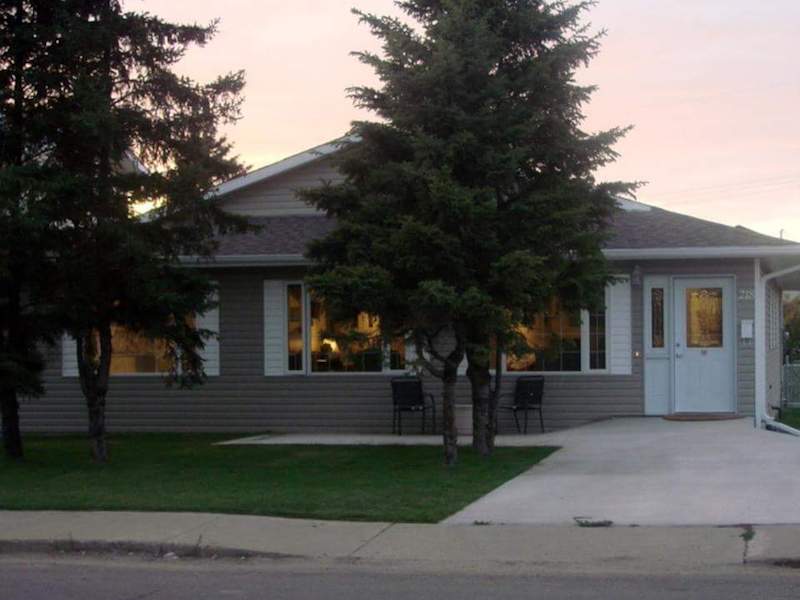 Cedar Gardens Personal Care Home | 603 Rutherford Way, Saskatoon, SK S7N 4X8, Canada | Phone: (306) 290-4151