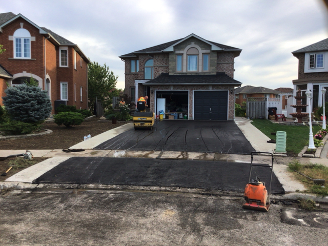 Paving Army | 2-6153 Main St, Whitchurch-Stouffville, ON L4A 3R6, Canada | Phone: (647) 393-8417