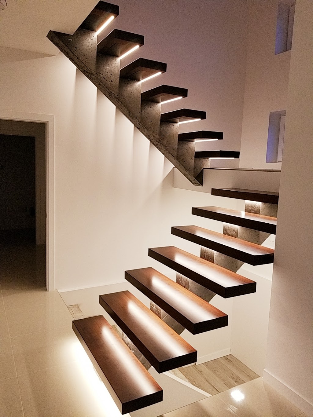 AP STAIRS & DESIGN | 123 Chalmers St, Schanzenfeld, MB R6W 1M2, Canada | Phone: (204) 362-4220