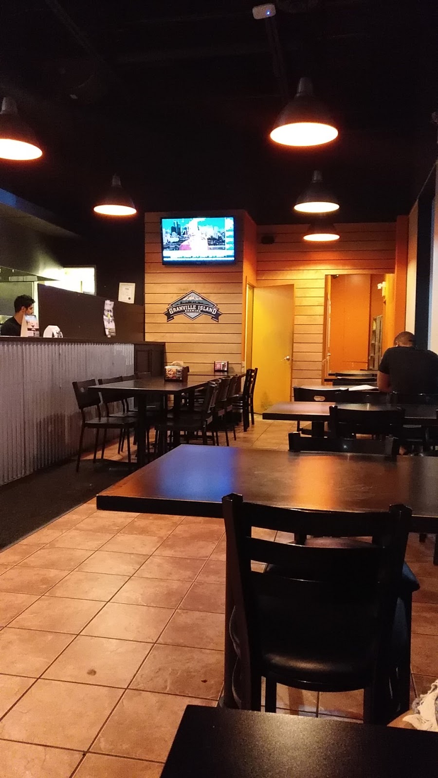 Veras Burger Shack | 19800 Lougheed Hwy #390, Pitt Meadows, BC V3Y 2W1, Canada | Phone: (604) 460-1115