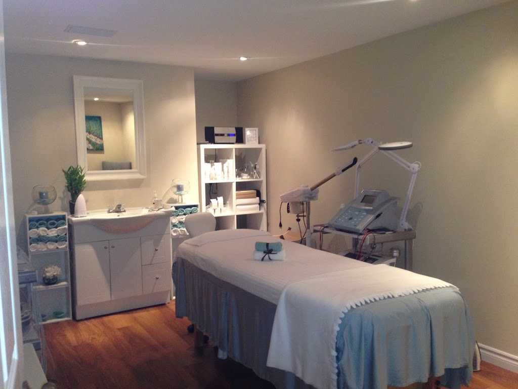 Royal Spa by Monica | 816 The Queensway, Etobicoke, ON M8Z 1N5, Canada | Phone: (416) 831-7377