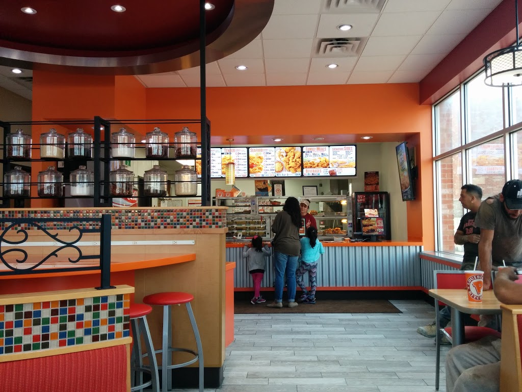 Popeyes | 9960 Dufferin St #14, Maple, ON L6A 1S2, Canada | Phone: (905) 417-9391