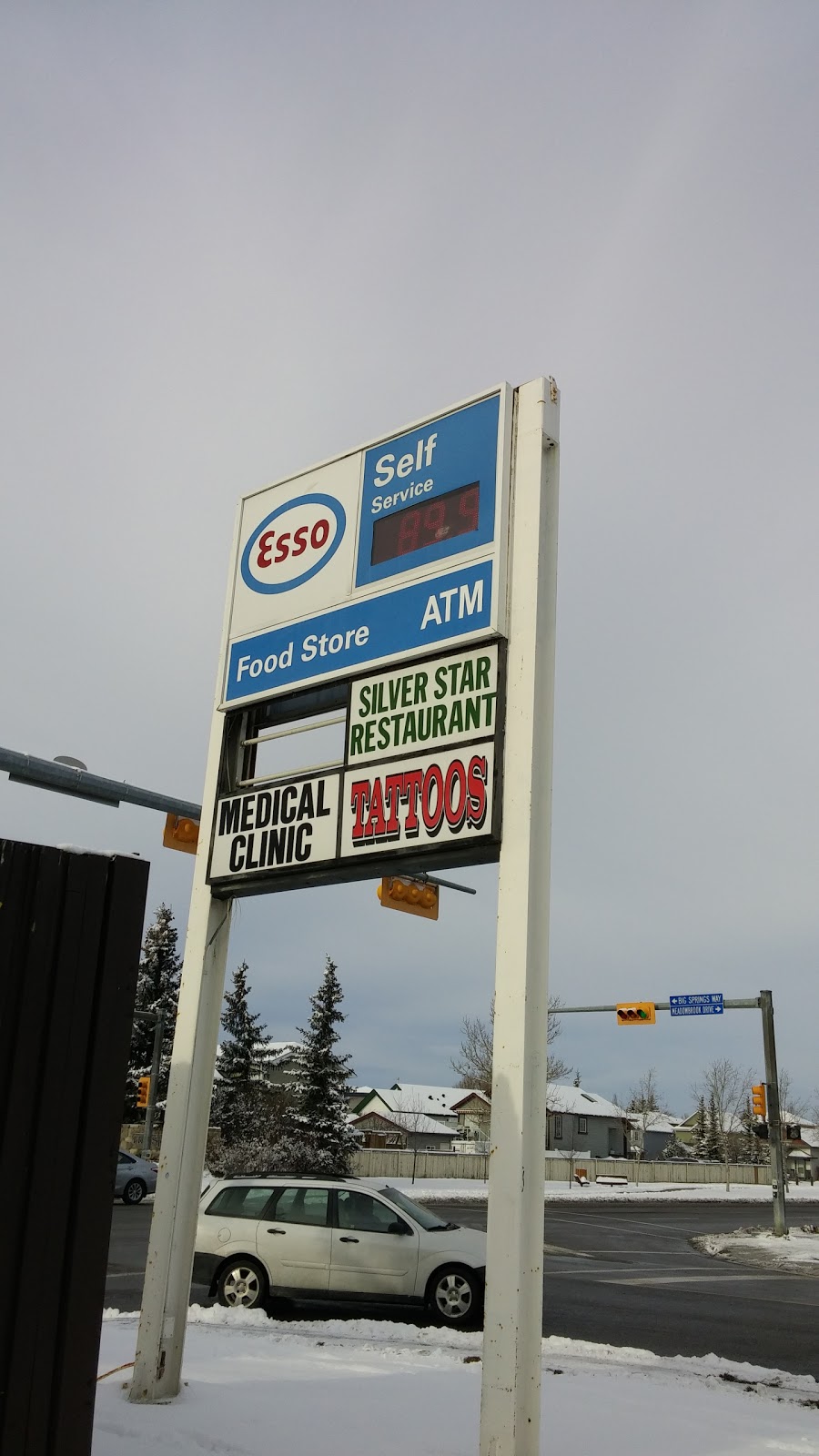 Esso | 1861 Meadowbrook Dr SE, Airdrie, AB T4A 1V2, Canada | Phone: (403) 948-7600