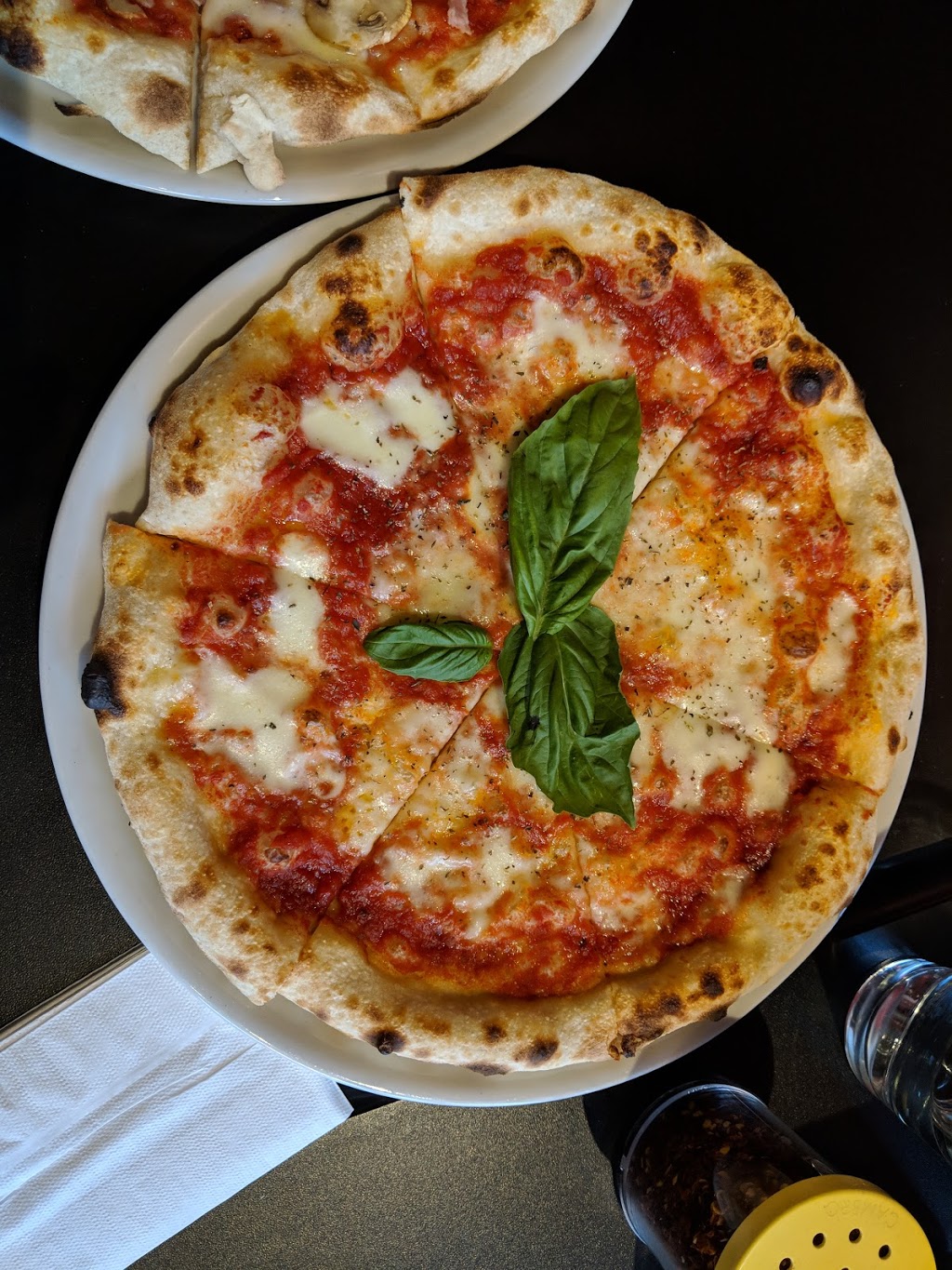 Al Buco Pizzeria | 2638 E Hastings St, Vancouver, BC V5K 1Z6, Canada | Phone: (604) 253-0765