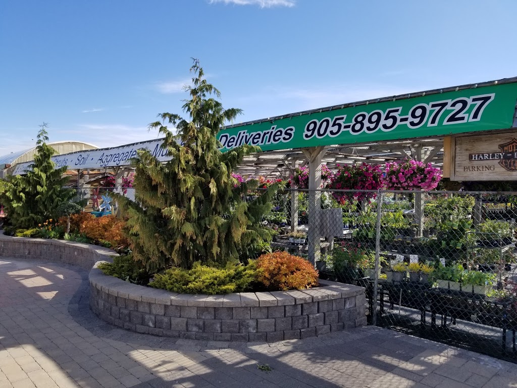 New Roots Garden Centre | 17235 Yonge St, Newmarket, ON L3Y 5L8, Canada | Phone: (905) 895-9727