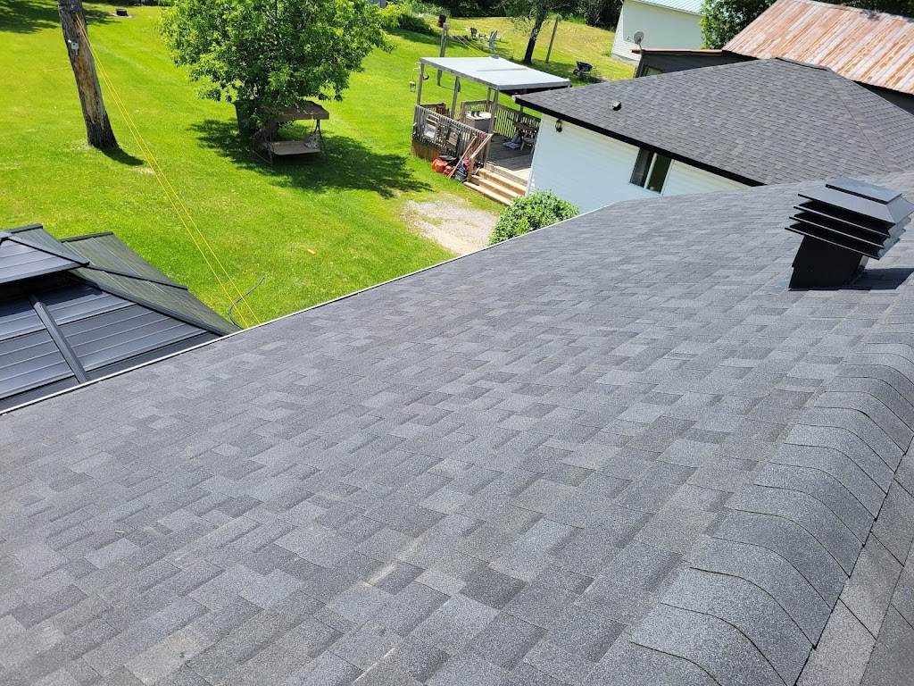 Redd top roofing | 502 Lloyd Dr, Pembroke, ON K8A 7V7, Canada | Phone: (343) 369-7663