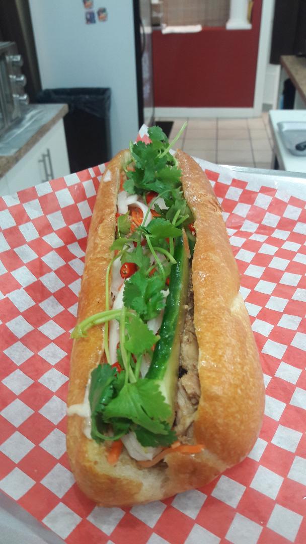 Saigon Sub Okotoks | 71 Riverside Dr #151, Okotoks, AB T1S 1M3, Canada | Phone: (587) 757-1300