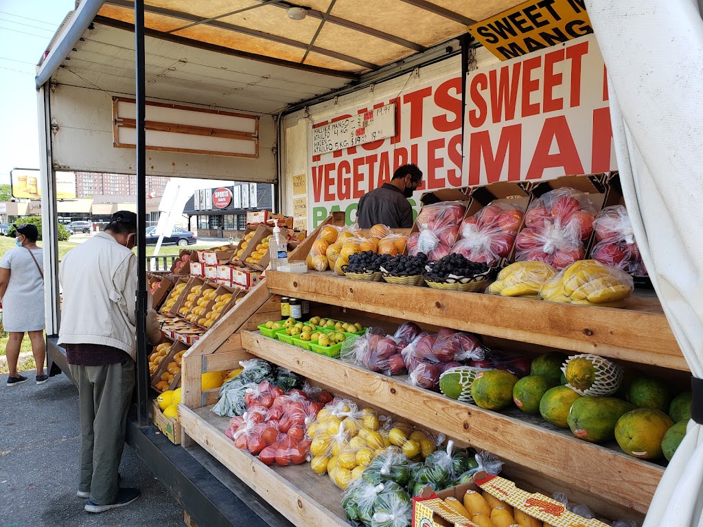 Sweet Mexican Mango | 2813 Eglinton Ave E, Scarborough, ON M1J 2E1, Canada | Phone: (647) 739-7185