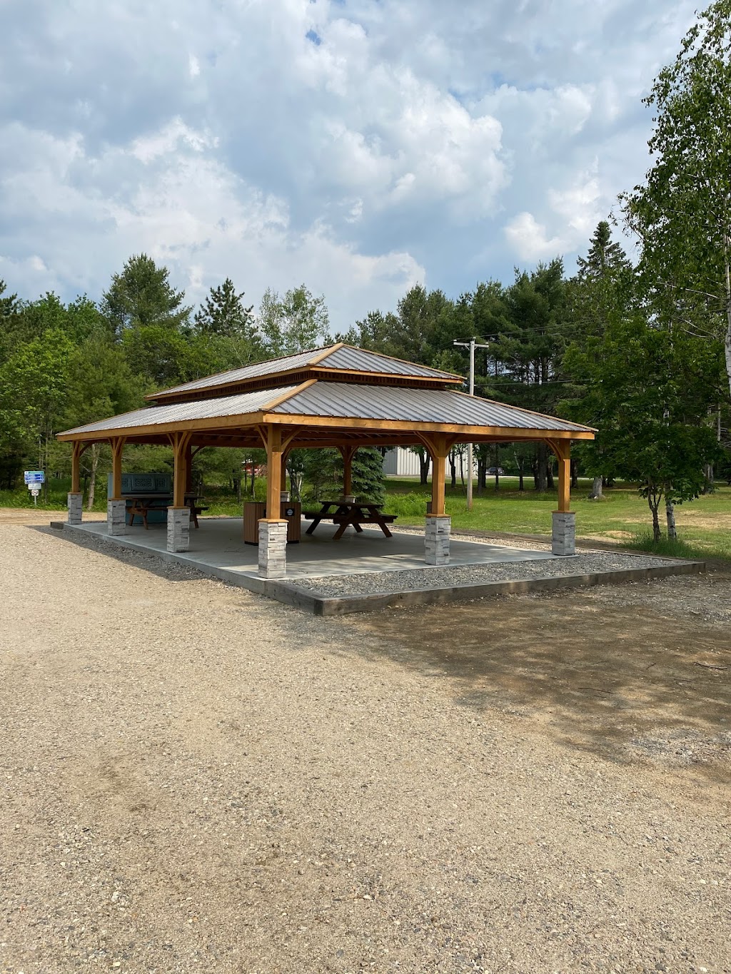 Parc du Dragon du Lac | 544 Chem. du Tour du Lac, Lac-Simon, QC J0V 1E0, Canada | Phone: (819) 428-3906