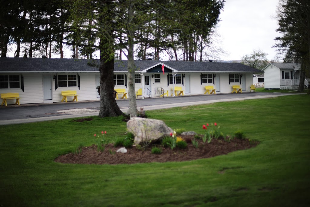 Carleton Inn and Cottages | 4101 NS-201, Bridgetown, NS B0S 1C0, Canada | Phone: (902) 665-4716