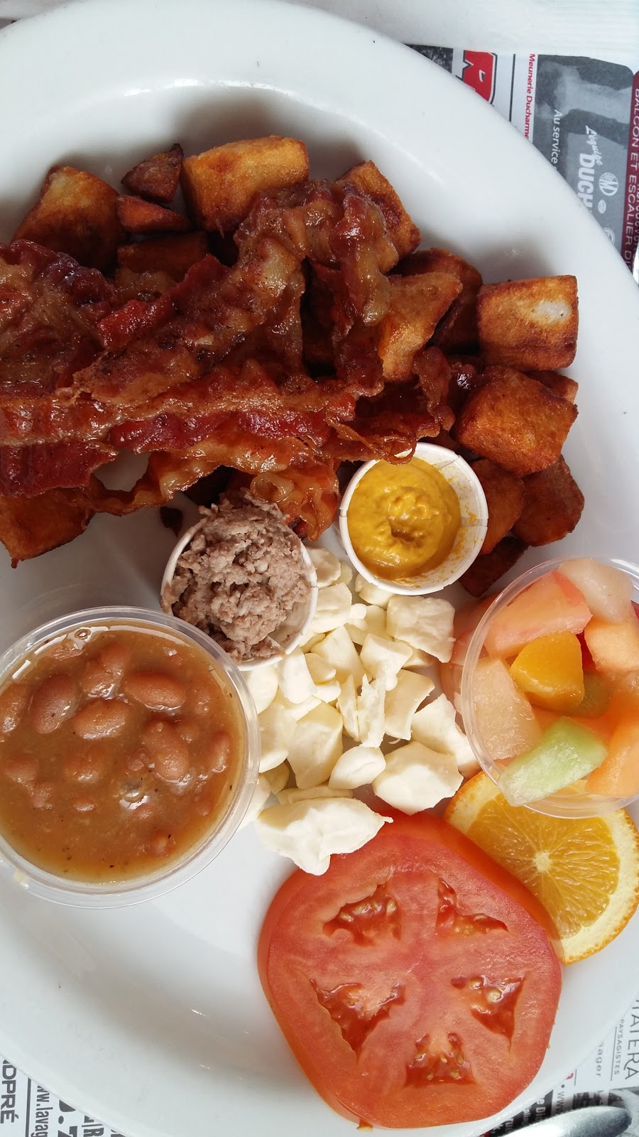 Resto Chez Lucky | 131 Rte St-Albert, Saint-Albert, QC J0A 1E0, Canada | Phone: (819) 358-5848