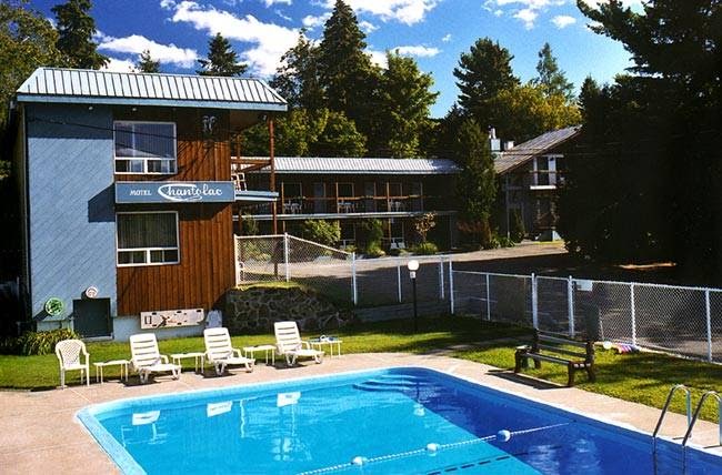 Motel Chantolac | 156 Rue Morin, Sainte-Adèle, QC J8B 2P7, Canada | Phone: (450) 229-3593