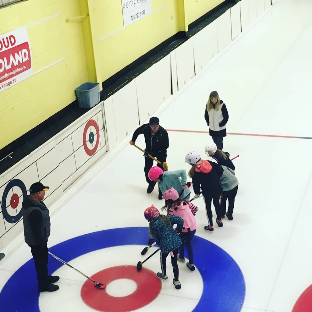 Stroud Curling Club | 7883 Yonge St, Innisfil, ON L9S 1K8, Canada | Phone: (705) 436-1473