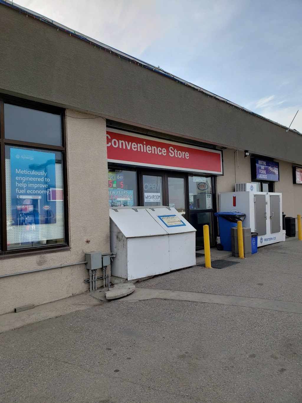 Esso | 26 Ave & HWY 2, Nanton, AB T0L 1R0, Canada | Phone: (403) 646-2332