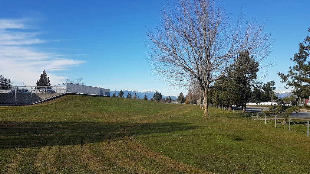 Royal Kwantlen Park | 13035 104 Ave, Surrey, BC V3T 1T8, Canada