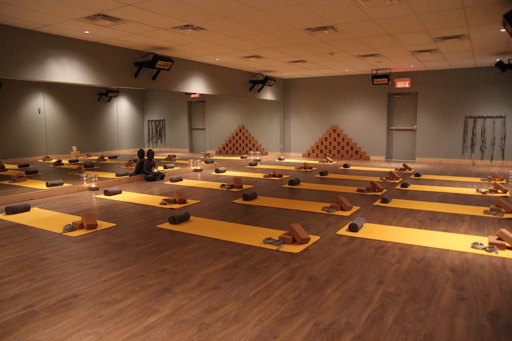 La Pause Yoga Chaud | 125 Chemin Saint-François-Xavier #107, Candiac, QC J5R 3X8, Canada | Phone: (450) 845-9642