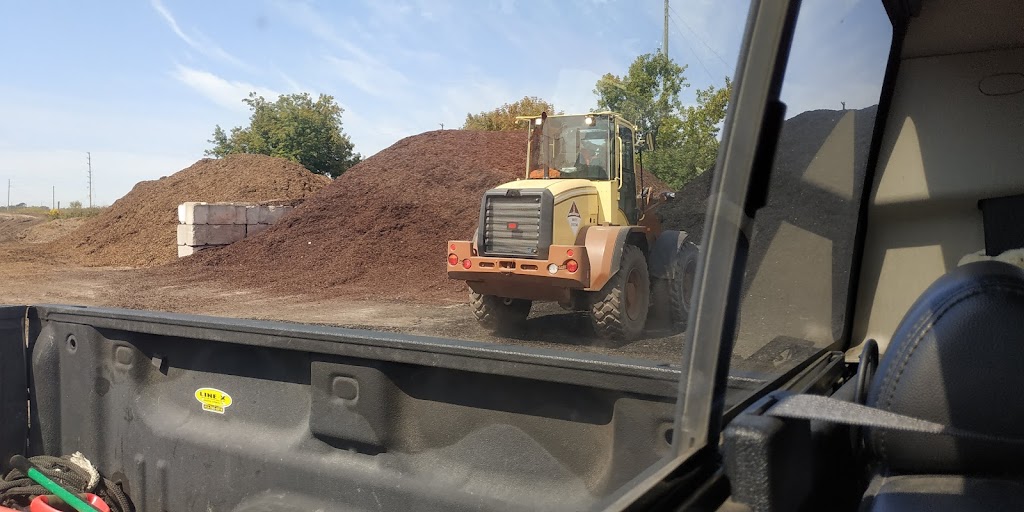 Miller Compost | 1351 Bloomington Rd, Richmond Hill, ON L4E 3E6, Canada | Phone: (866) 887-6457