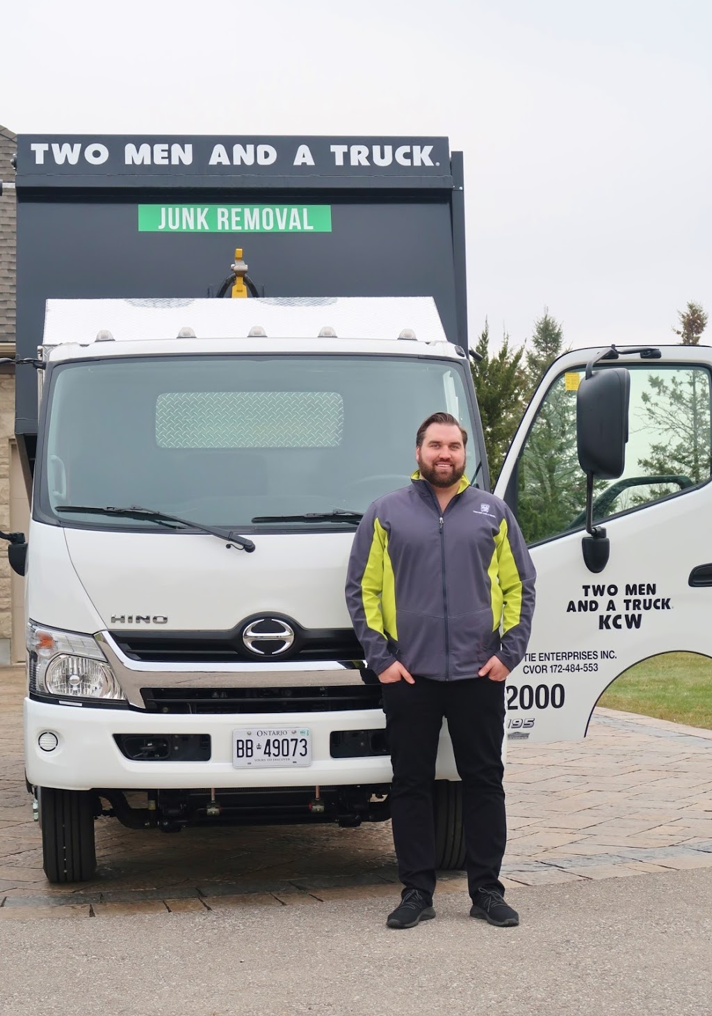 Two Men and a Truck | 225 Sheldon Dr #21, Cambridge, ON N1T 1A1, Canada | Phone: (519) 804-1662