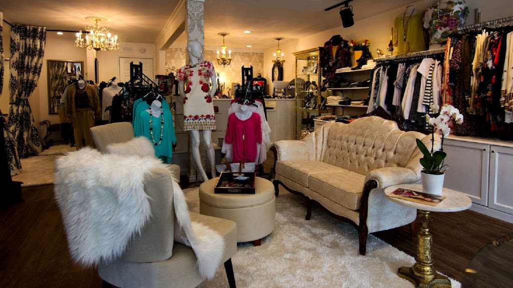 lynnpike Fashion House | 578 Notre Dame St, Belle River, ON N0R 1A0, Canada | Phone: (519) 728-2111