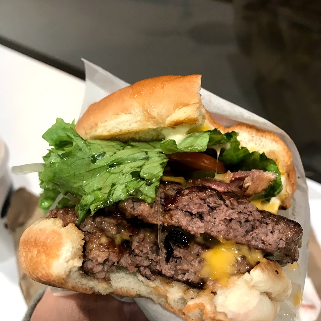 The Burgers Priest | 406 Bloor St W, Toronto, ON M5S 1X5, Canada | Phone: (647) 346-3241