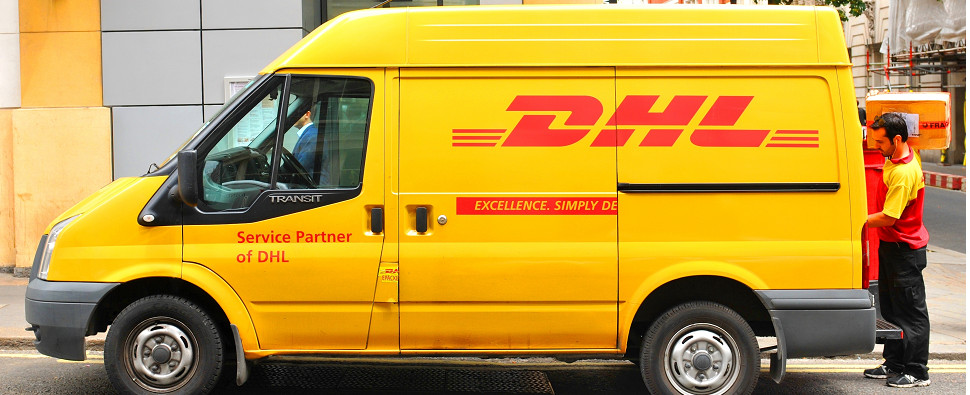 DHL Authorized Shipping Centre | 264 Queens Quay W, Toronto, ON M5J 1B5, Canada | Phone: (416) 599-1677