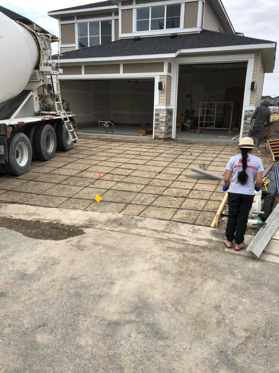 Edge Gravel & Concrete Ltd | 283163 Serenity Pl, Calgary, AB T1Z 0L7, Canada | Phone: (403) 966-0001