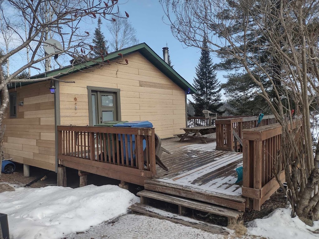 Chalet le HUARD | 375 Mnt du Lac des 31 Miles, Bouchette, QC J0X 1E0, Canada | Phone: (819) 431-8105