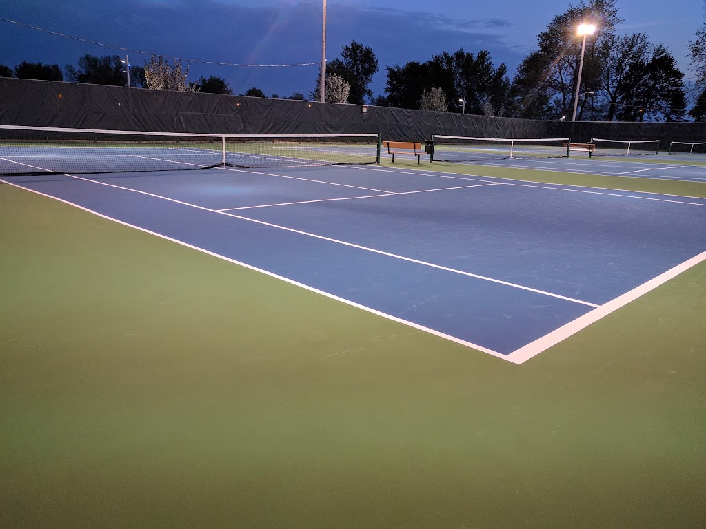 Club de Tennis Pincourt | 255 Rue Bellevue, Pincourt, QC J7V 4A8, Canada | Phone: (514) 453-6667