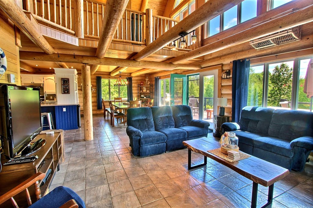 Chalet lOdyssée | 10 Chemin du Héron, Sainte-Christine-dAuvergne, QC G0A 1A0, Canada | Phone: (877) 629-1233