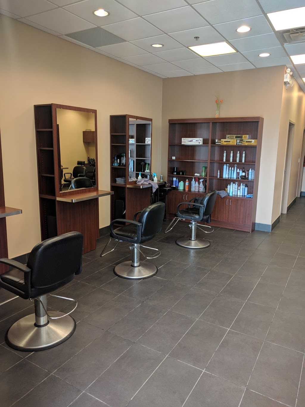 Fantastic Hair Cut | 670 Taunton Rd E, Whitby, ON L1R 0J9, Canada | Phone: (905) 655-5070