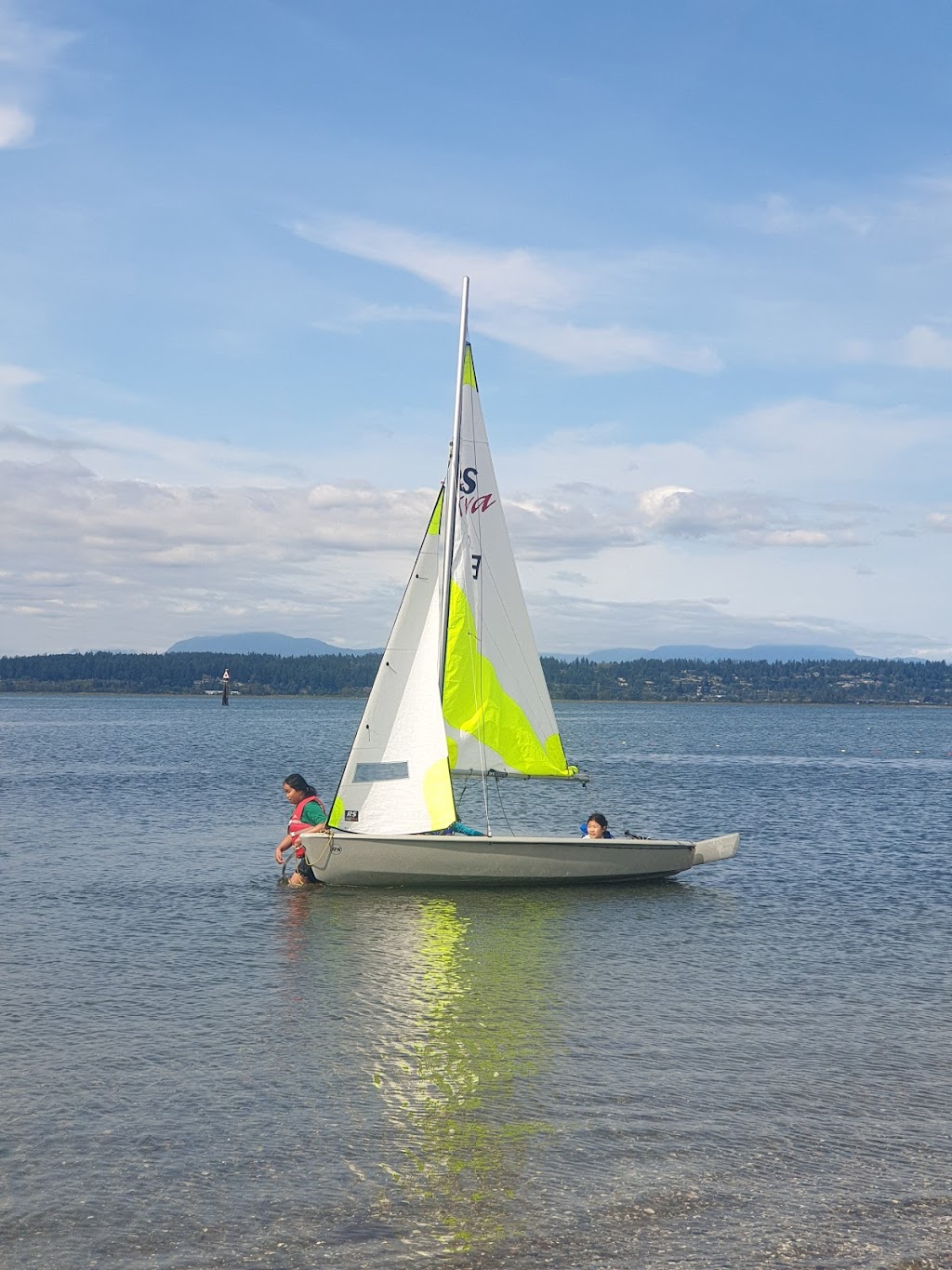 Surrey Sailing Club | 3140 McBride Ave, Surrey, BC V4A 3H1, Canada | Phone: (236) 471-6622