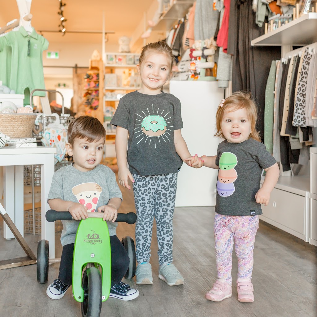 Buttercups Childrens Boutique | 5066 48 Ave, Delta, BC V4K 1V8, Canada | Phone: (604) 946-3997